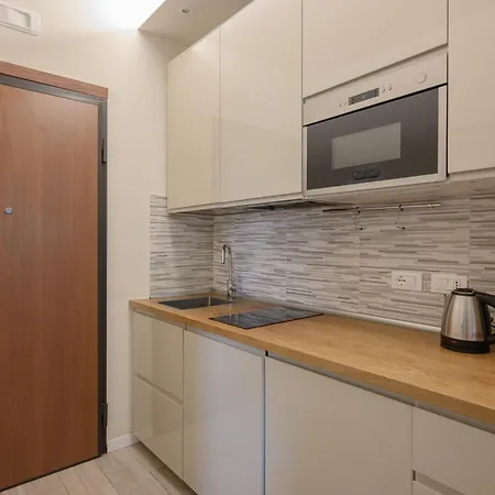 Guesthost - Cozy Near Basilica Sant'antonio